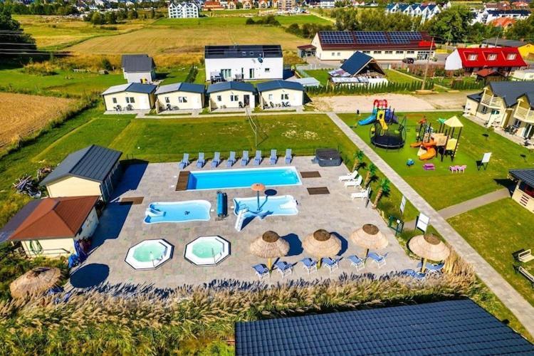 Holiday Resort, Ustronie Morskie Eksteriør bilde